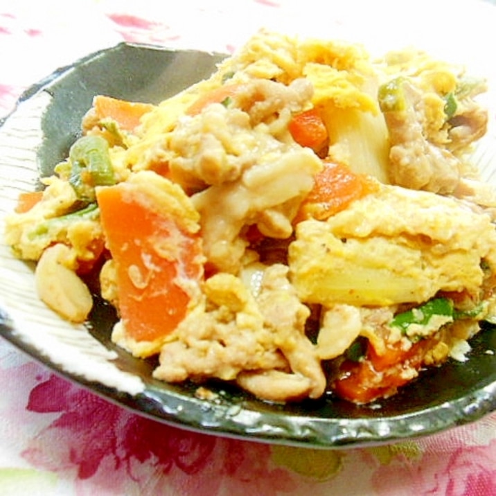 豚肉と人参と長葱のめんつゆバターde卵とじ レシピ 作り方 By 小太郎1212 楽天レシピ 豚肉と人参と長葱のめんつゆバターde卵とじ レシピ 作り方 By 小太郎1212 楽天レシピ